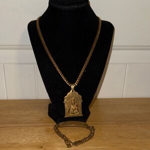 Gold Pendant Necklace and Bracelet Set